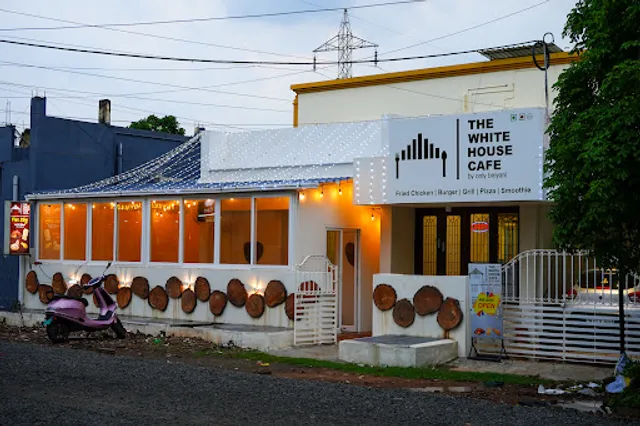 The White House Cafe