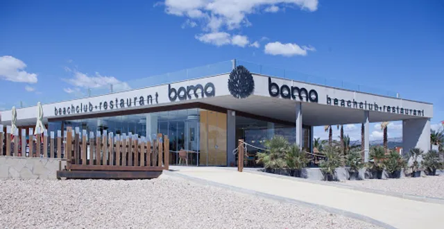 Bama Beach Club Restaurant