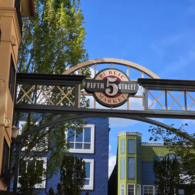 5th Street Public Market