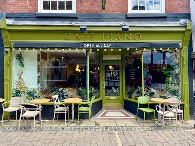 Cafe Piano