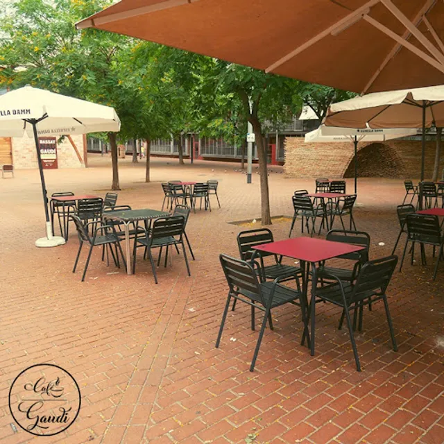 Cafeteria Gaudí | Esmorzars | Tapes | Cerveseria | Plats Especials