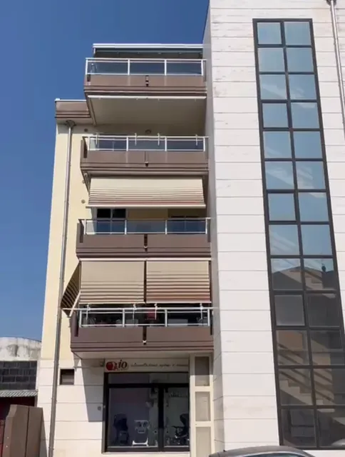 Suite Gravina + Box auto privato