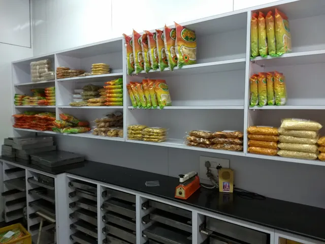 Joshi Sweets, Paud Road