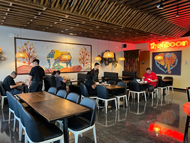 Thaicoon Restaurant & pub