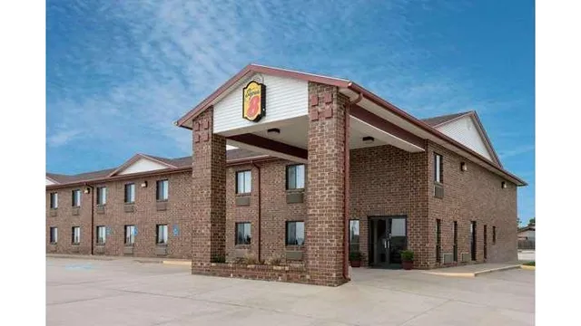 Super 8 by Wyndham Wakeeney