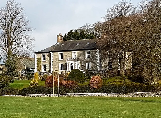 Brownber Hall, House and Kitchen