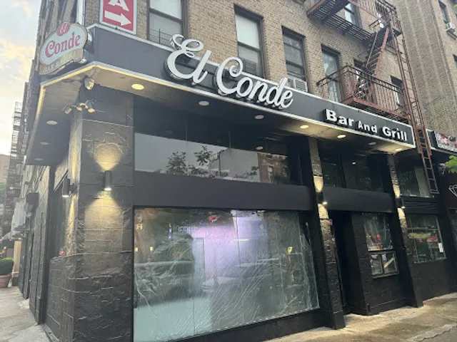 El Conde Bar & Grill