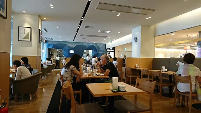 Cafe Morozoff Uehommachi YUFURA