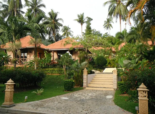 Seabreeze Hotel Resort