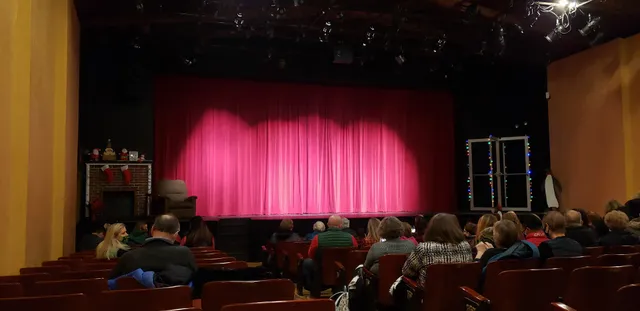 Pit & Balcony Theatre