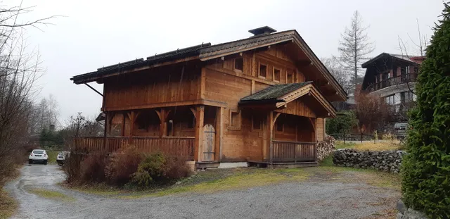 Chalet Altitude 1057