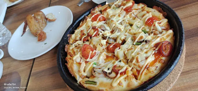 Pizza Hut Restaurant Dataran Austin