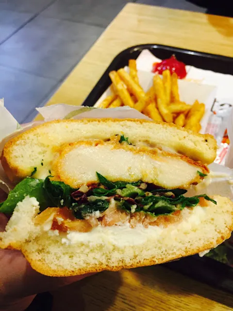 맘스터치 전주객사점