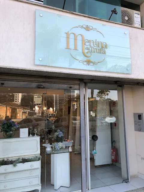 Menina da Trufa-Griffe de Chocolate