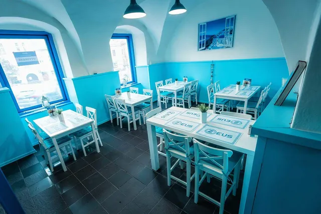 ZEUS GREEK STREET FOOD