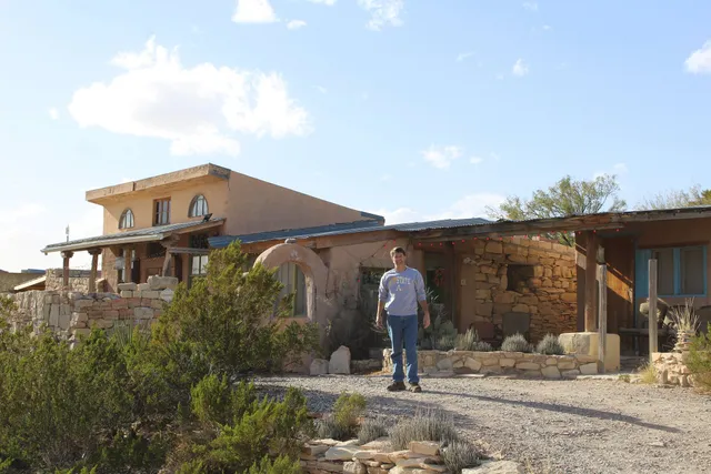 Big Bend Holiday Hotel