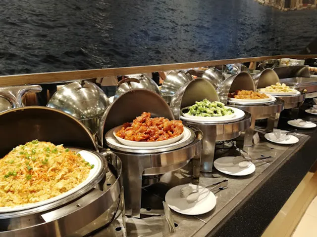 港龘港式飲茶歐式自助百匯（長庚店）