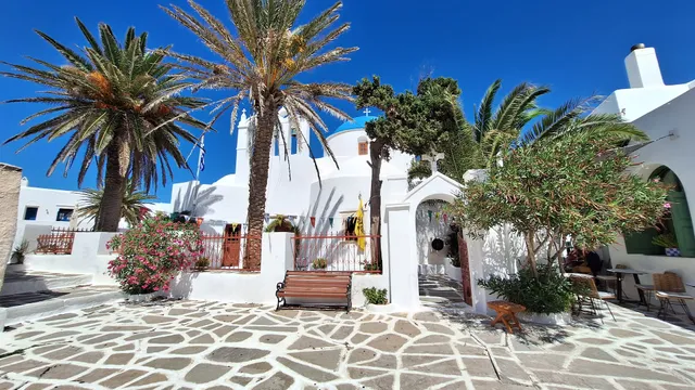 Stegadi luxury apartments sikinos