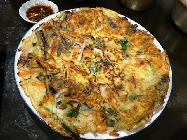 韓国居酒屋焼肉トラジ