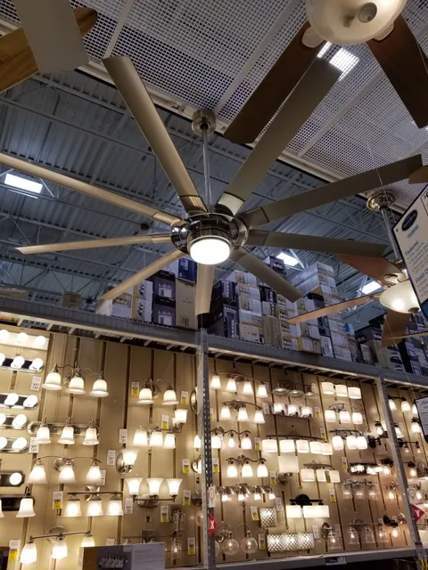 Stateline Shopping Center