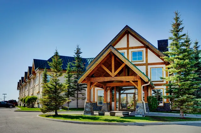 Lakeview Inns & Suites - Okotoks