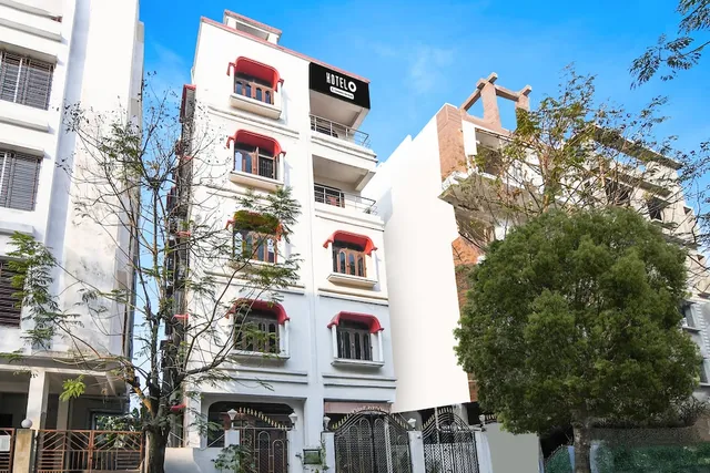 Hotel O Biswa Bangla Sarani