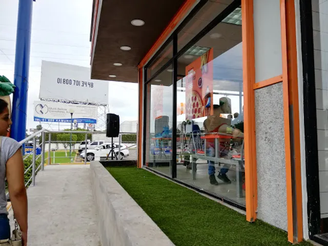 Little Caesars Pizza