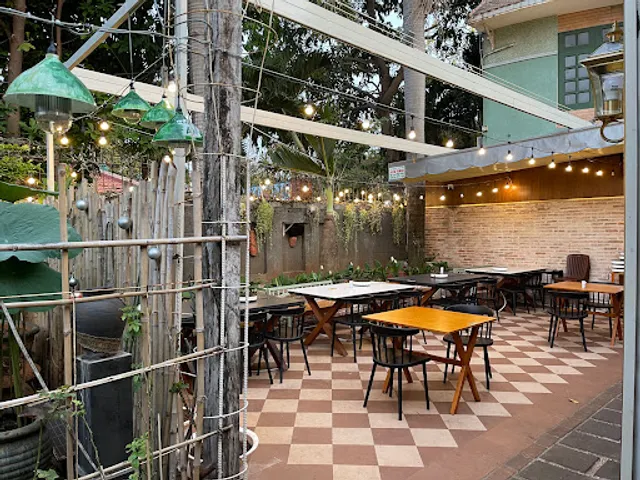 Cỏ Mây Vegetarian Restaurant