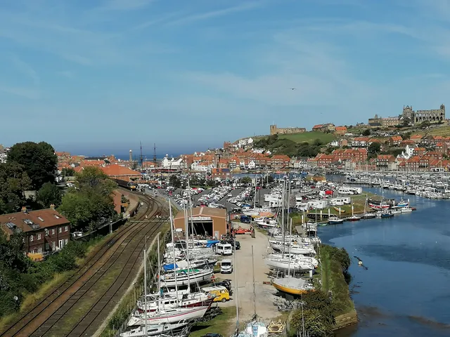 The Waterfront, Luxury Holiday Self-Catering Apartment, Whitby, North Yorkshire