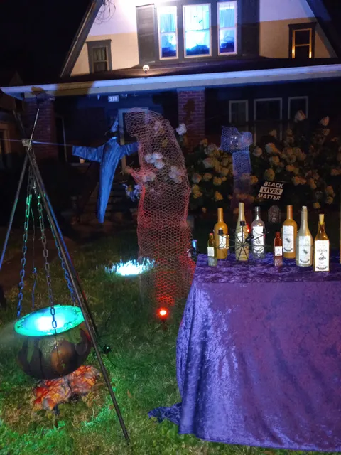 Hillcrest Avenue Halloween Street