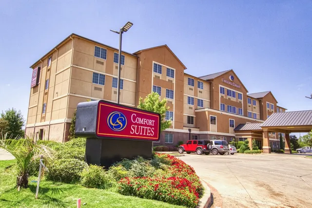 Comfort Suites Waco North - Near University Area