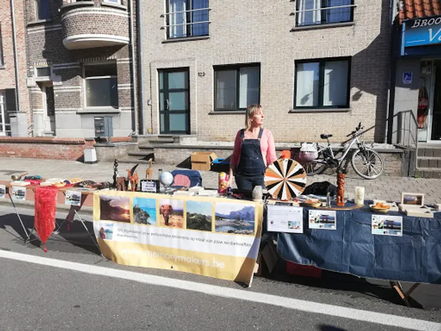 Bakker Van Leuven - Neefs ( TRAPKE OP )