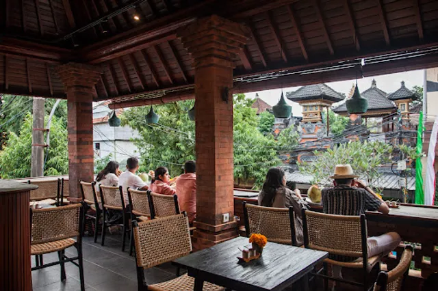 Ranu Kitchen Grill & Asian Cuisine