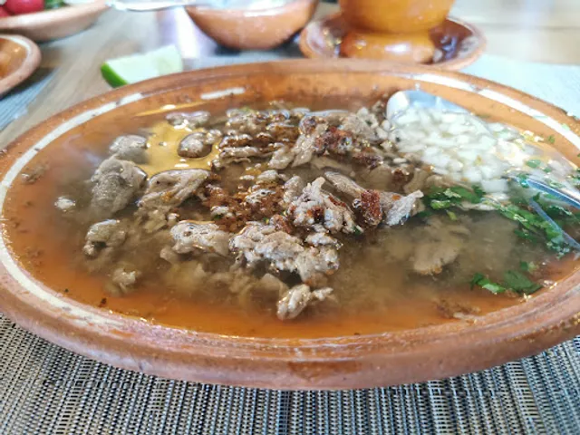 Karnes en su Jugo sucursal 3ra Etapa del Río