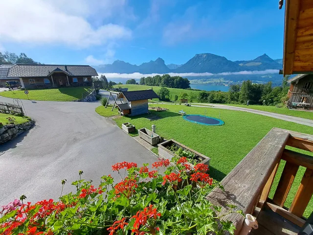 Auerhiasbauer | Ferienwohnung & Kaufladen am Wolfgangsee