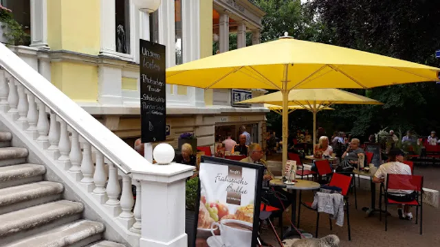 Café Müller - am Französischen Garten