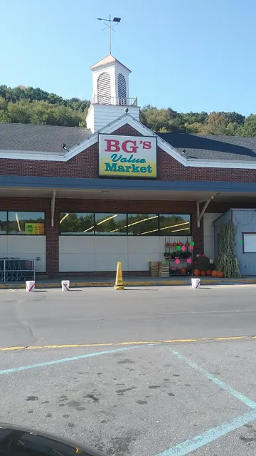 Boyer's Gardf's Value Market of Kings Village