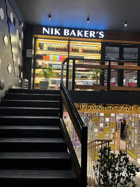 NIK BAKER'S