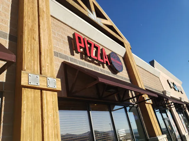 Monument Pies & Grinders