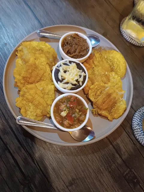 Donde carmona street food