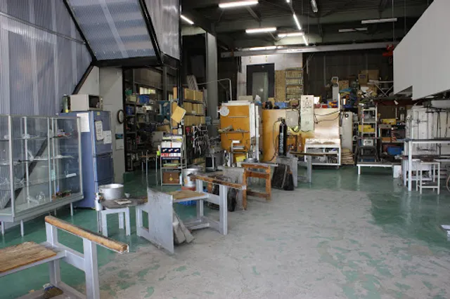 東京ガラス工芸研究所