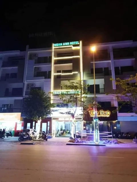 Khách Sạn Ngân Anh