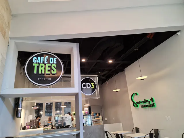 Café de Tres