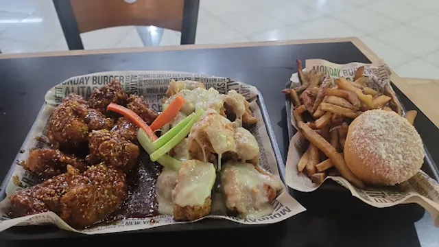 Cesar's Wings (Plaza Fiesta)