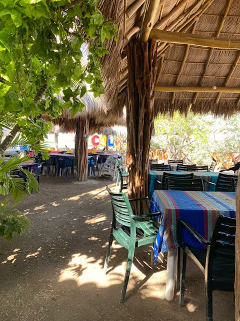 Restaurante Colimilla - Barra de Navidad
