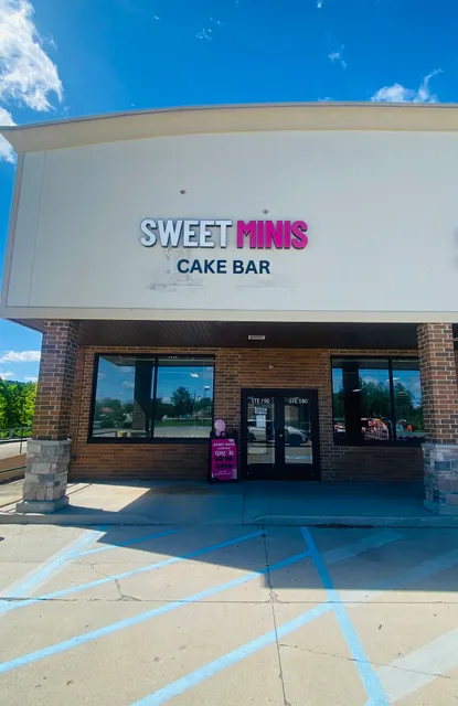 Sweet Minis Cake Bar