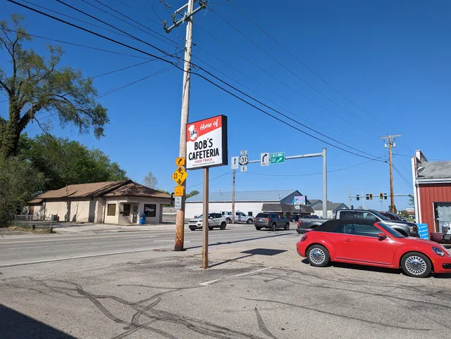Bob's cafeteria food truck