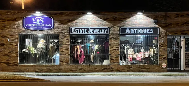 Victoria Susan Wearable Art