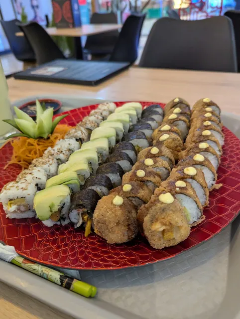 Akemi Sushi - El Recreo