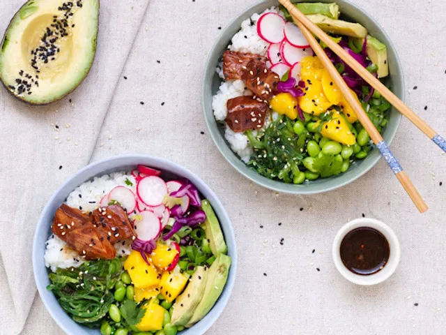 Blue Fish Hawaii Poke Bowl